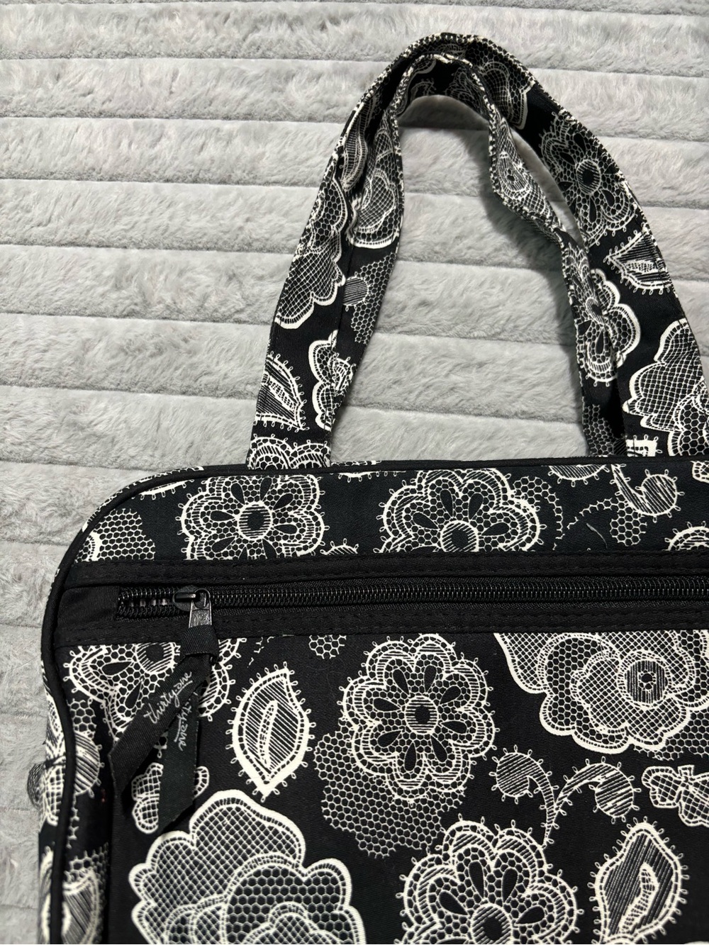 Thirty-One Floral Lace Black and White Print Cosmetic Travel Bag Lined - Picture 2 of 10